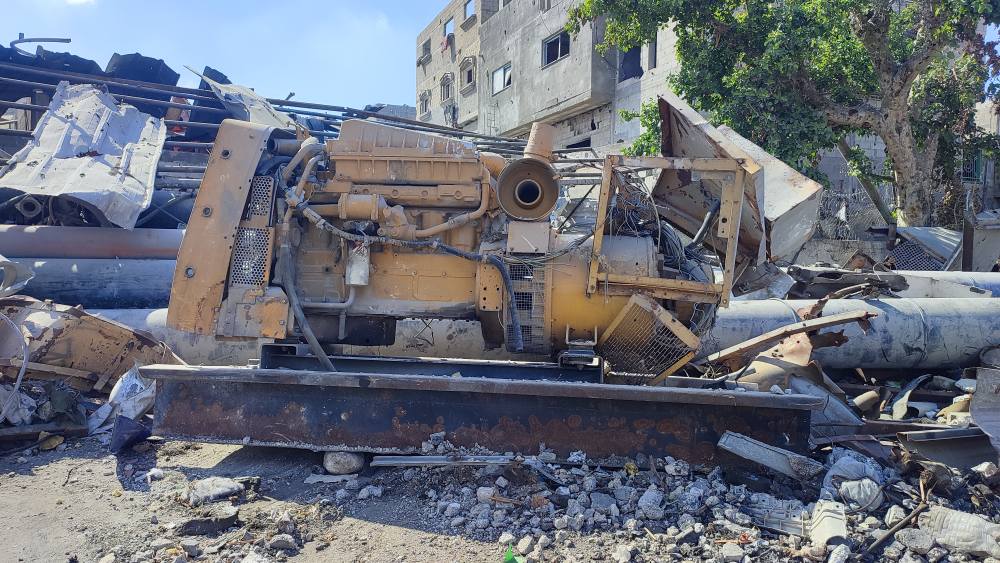 90%  نسبة العجز في معدات وآليات البلدية الثقيلة جراء الحرب