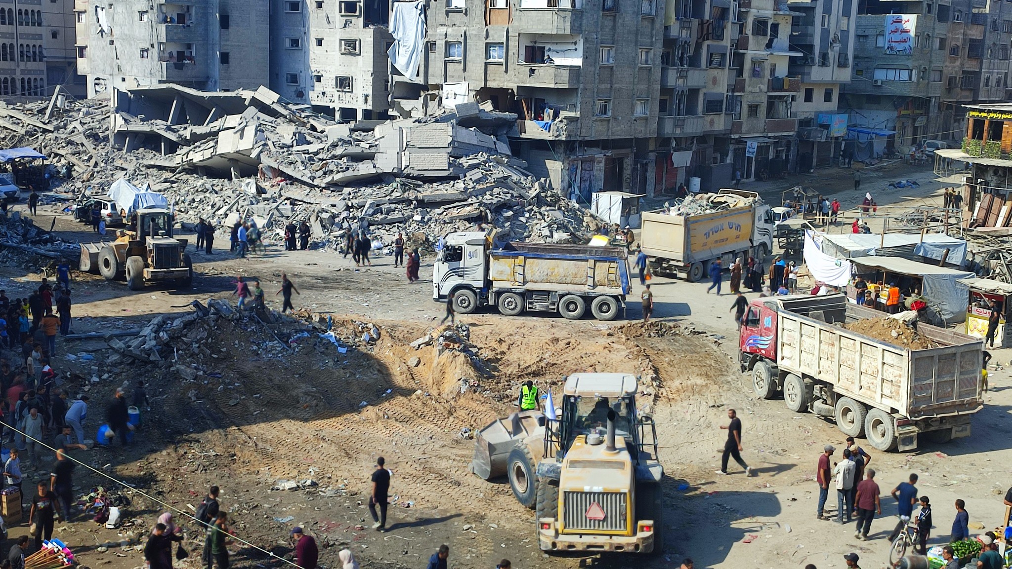 تعزيل وصيانة دوار الجلاء (الصاروخ) الحيوي