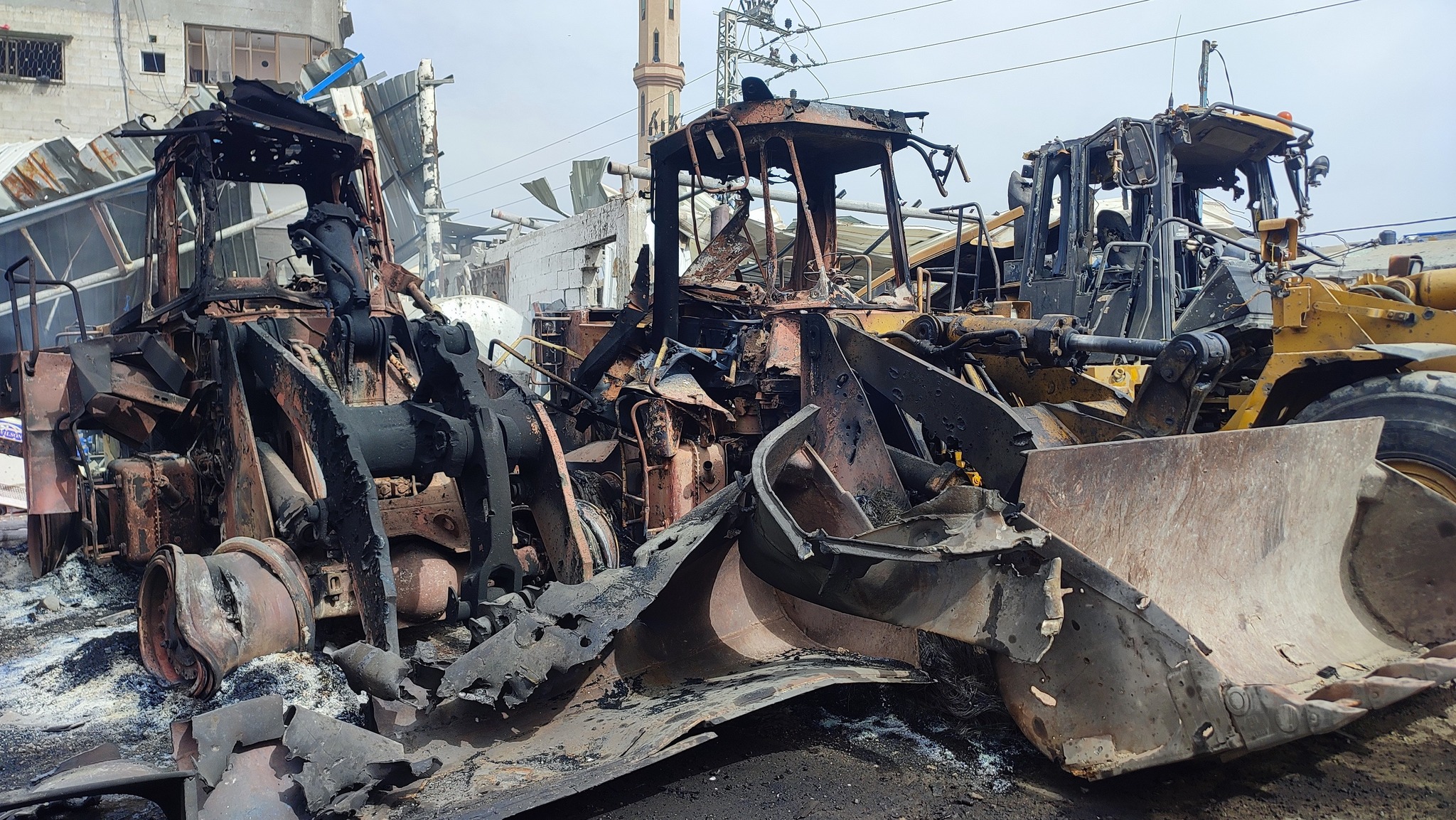 استهداف كراج البلدية عمدًا