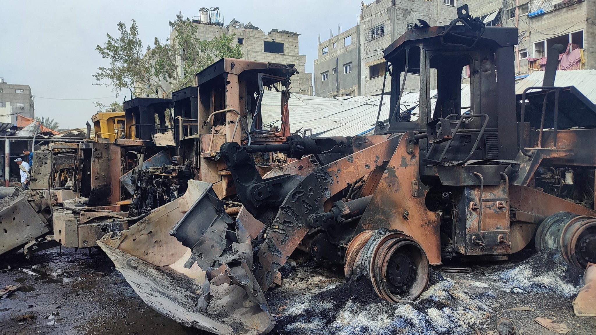 استهداف كراج البلدية عمدًا