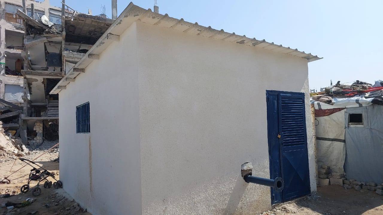 طواقم بلدية جباليا النزلة تنجح في إنشاء وتشغيل بئر وغاطسَي مياه 