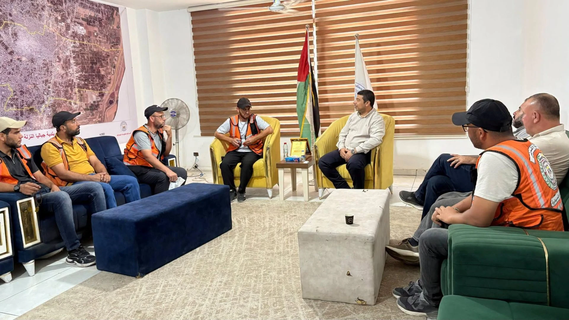 بلدية جباليا النزلة وجهاز الدفاع المدني ولجنة إيواء الشمال تناقش تداعيات فصل الشتاء المقبل