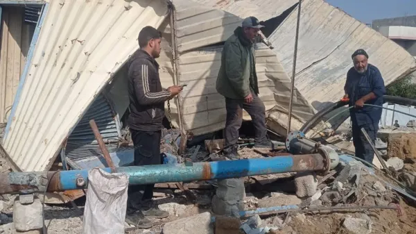 طواقم بلدية جباليا النزلة تنجح في إنشاء وتشغيل بئر وغاطسَي مياه 